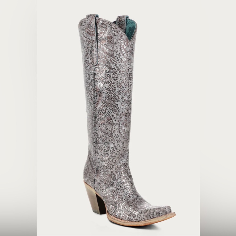 Like New Corral Boots Silver Patterned Floral Embroidery Snip Toe Heeled Boots